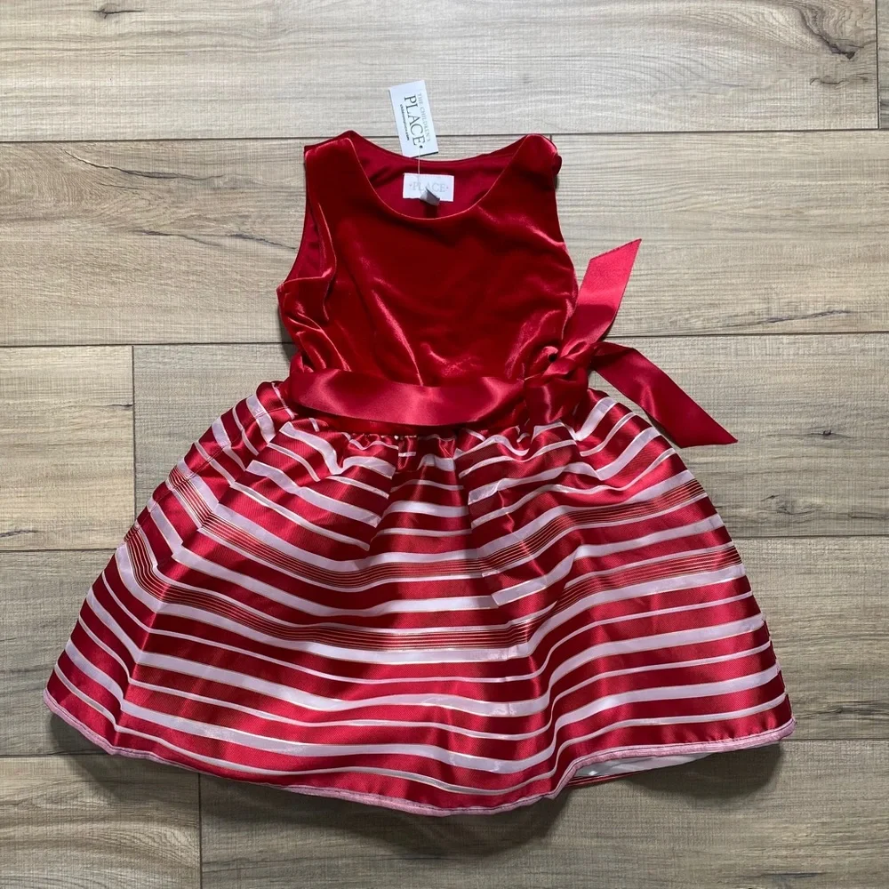 The Childrens Place Girls‎ Sleeveless Striped Holiday Dress Size Small 5/6 Red